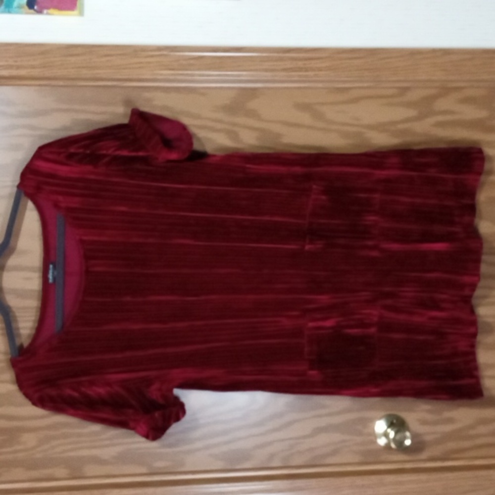 Hanna, velvet, date night, office, school, church.